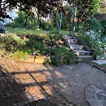 Seaside Flat With Private Garden 아파트 *